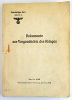 Dokumente zur Vorgeschichte des Krieges. Auswärtiges Amt 1939 Nr. 2. Berlin, 1939, Carl Heymanns Verlag,4+XXVII+1+488 p. Német nyelven. Fekete-fehér képanyaggal illusztrált. Kiadói papírkötés, kopott, foltos borítóval, a borító gyűrődésnyomokkal.
