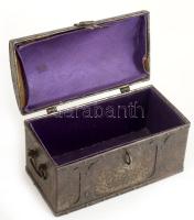 Vaslemez díszdoboz, 17x9 cm