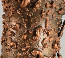 Brutalista stílusú fém váza, m: 22 cm