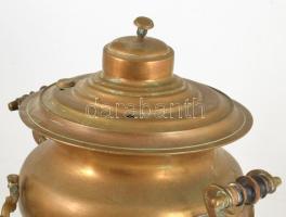 cca 1900 Bronz szamovár, jelzett, m: 35 cm