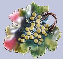 1880-1910 Rudolf Ditmar Znaim szőlőmintás 6 személyes szőlőkínáló készlet, talpas kínáló m: 14 cm és...