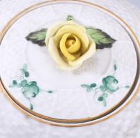 1940 Herendi zöld virágmintás kávés készlet, cukortartó és tejkiöntő nélkül, 9 csészével, 11 csészea...