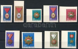 1966 A Magyar Népköztársaság polgári kitüntetései vágott ívszéli sor