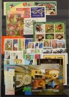 15 lapos A4-es berakó tele európai és tengerentúli motívum sorokkal, szép színes, tartalmas anyag, é...