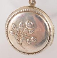 Ezüst (Ag) fényképtartó medálos nyaklánc, jelzett, nettó 13,9g