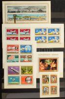 Magyar gyűjtemény 1960-1975 2 db nagyméretű 12 vastag fekete lapos (9 soros), bordó borítóval, dobozban