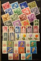 Magyar gyűjtemény 1960-1975 2 db nagyméretű 12 vastag fekete lapos (9 soros), bordó borítóval, doboz...