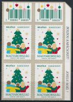 2025 Karácsony - Belföld bélyeg négyestömb jobb oldalon Karácsonyi üdvözlet magyar és francia felirattal, felül vonalkóddal