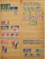 USA több példányos tétel / rendező 16 lapos A4-es berakóban, hozzá albumlapok