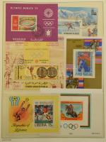 84 db külföldi blokk, kisív vegyes minőségben levélberakóban