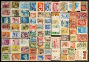 80 db magyar bündli műanyagtálcán