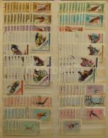 Magyar előrendező 16 lapos rugós Abria berakóban, 1960-1969, kb 5.000 db bélyeg