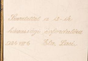 cca 1890-1910 Bécsi triptichon boudoir óra, aranyozott bronz szerelékben festett csont lapok, hátold...