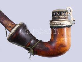 Tajtékpipa, két fejjel, h: 49 cm