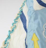 cca 1980 Nemzetközi Hajómodellező Szövetség zászlaja, 88x56 cm