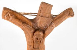 Jálics Gyula (1940-2016): Feszület. Faragott fa, jelzett, 50x40 cm