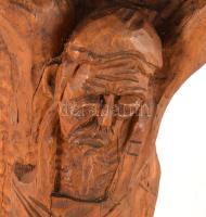 Jálics Gyula (1940-2016): Feszület. Faragott fa, jelzett, 50x40 cm