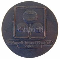 1984. "Budapesti Tavaszi Fesztivál / Utazás '84" kétoldalas, öntött bronz plakett (77mm) T:AU