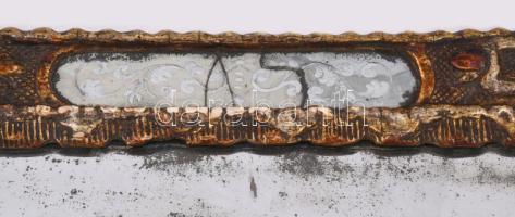 Repousse tükör. cca 1850-1880, feltehetően francia, blondel keretezésen és tükrön néhol sérüléssel, ...