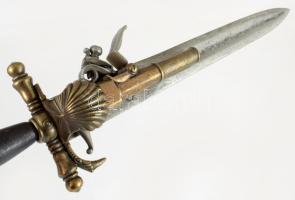 Francia tőr-pisztoly replika, h: 38 cm