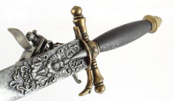 Francia tőr-pisztoly replika, h: 38 cm