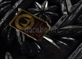 Ólomkristály tortatál, jelzett, hibátlan, 3 lábon áll, d: 29,5 cm