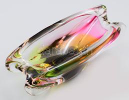 Modernista váza. Terv.: Josef Rozinek. Jelzés nélkül, 19 cm