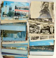 Kb. 130 db MODERN külföldi város képeslap, közte sok kisalakú / Cca. 130 modern foreign town postcar...