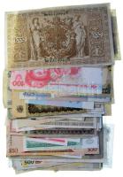 Vegyes 132db-os magyar és külföldi bankjegytétel, közte: Magyarország, Németország, Bhután, India, G...