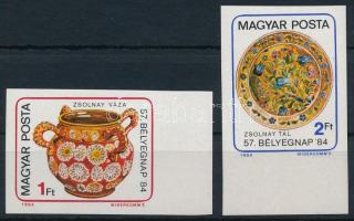 1984 Bélyegnap vágott ívszéli sor