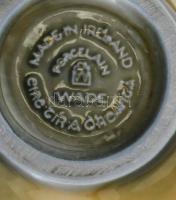 Ír porcelán váza, jelzett, kopott, 10 cm