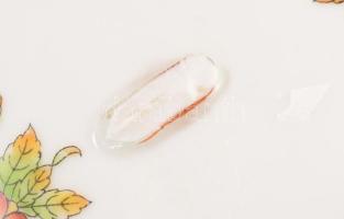 Herendi Viktória mintás bonbonniere. Kézzel festett, jelzett, sérült, hiányos d: 12 cm