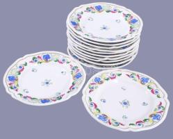 1844 Alt wien 35 részes szervírozó készlet, alján jelzett: Alt wien jelzés és 844-es datálás, kínáló...