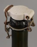 Harmatvíz csatos üveg 26 cm