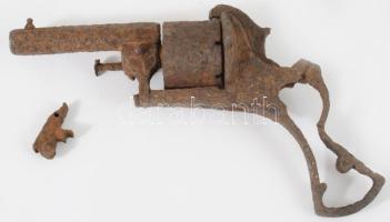 Régi, rozsdás pisztoly váz. 19 cm