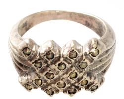 Ezüst (Ag) gyűrű, jelzett 6,39 g m: 52