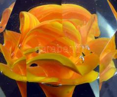 Régi cseh levélnehezék belső virág díszítéssel, minimális pattogzással, m: 10 cm