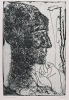 Hincz Gyula (1904-1986): Tükörbenéző. Rézkarc, papír, jelzett, 29×19,5 cm