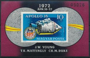 1972 Apollo-16 vágott blokk (4.000)