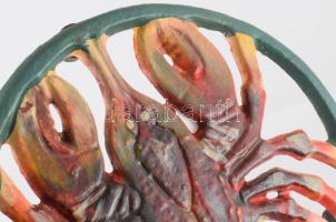 6 darab rákmintás festett öntöttvas edényalátét, 3 lábon állnak, d: 14,5 cm