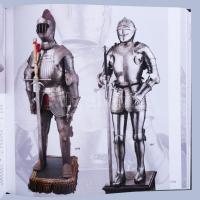 Hermann Historica aukciós katalógus, 2018, rendkívül sokrétű tárgyanyaggal, közte kiemelkedő fegyver...