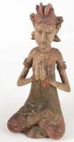 Imádkozó istenség szobra. Faragott és festet fa, cca 20. sz. eleje, Indonézia vagy Thaiföld, kopással, m: 32,5 cm