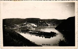 Ada Kaleh, látkép / general view. Omar Feyzi photo (EK)