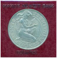 1984. 500Ft Ag "Nők évtizede" eredeti műbőr tokban, tanúsítvánnyal T:BU patina Adamo EM77