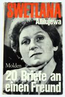 [Szvetlana Joszifovna Allilujeva] Swetlana Allilujewa: Zwanzig Briefe an einen Freund. Wien, 1967, Fritz Molden. Német nyelven. Kiadói egészvászon-kötés, foltos, kissé sérült kiadói papír védőborítóban.
