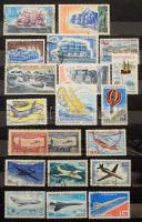 Közlekedési eszközök motívum: 381 klf bélyeg, közte 25 klf komplett postatiszta kiadás, közepes bera...