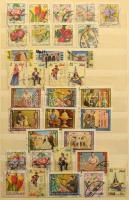 Közel-kelet 470 klf bélyeg, többségében komplett kiadások 6 országból, közepes berakóban