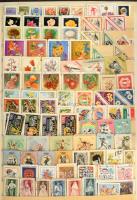 Magyar és vegyes külföldi kb. 1.700 db 10-es köteg, modern képes bélyegekből, 22 db (43 x 29 cm) nagyalakú berakólapon, dobozban