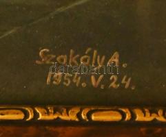 Szakály Antal (-): Vadászzsákmány (vadászkutya vadkacsával), 1954. Akvarell, papír. Jelezve jobbra l...