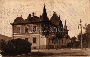 1916 Vatra Dornei, Dornavátra, Bad Dorna-Watra (Bukovina, Bucovina, Bukowina); Curhotel / spa hotel + "K.U.K. FELDPOSTAMT 435" (surface damage)